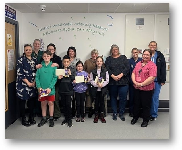 Youngsters knit hats to donate to Special Care Baby Unit