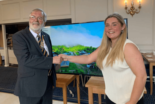 Student thanks Rotary for supporting Fiji adventure
