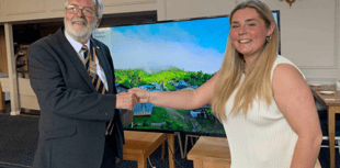 Student thanks Rotary for supporting Fiji adventure