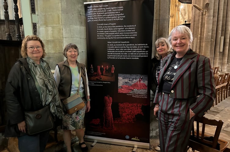 Amanda Baizley, Margaret Rees, Sarah Davidson, Catrin Jones with Gown of Poppies banner