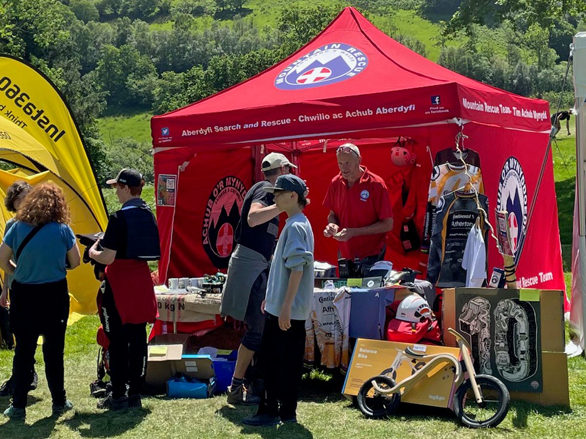 Aberdyfi Search and Rescue raise £6,000 at Red Bull event