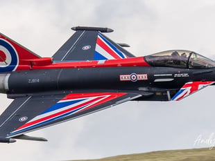 Stunning shot of plane on way to decommissioning