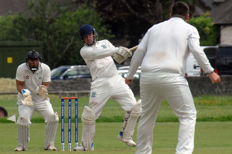 Lafras Van Vuuren on his way to 40