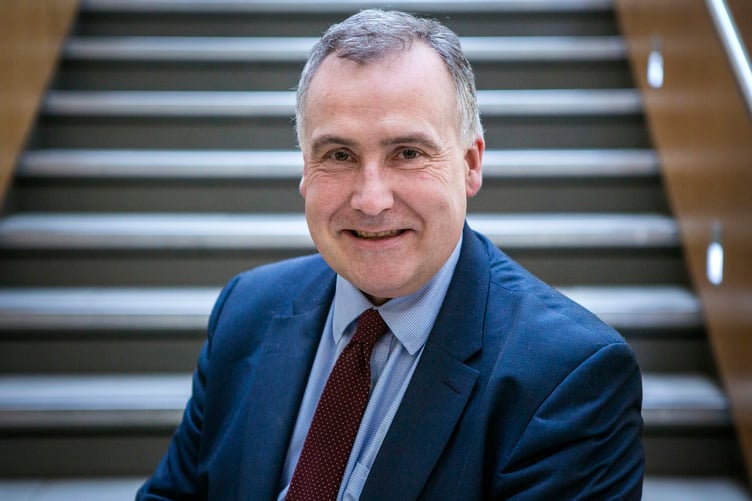 Mark Williams