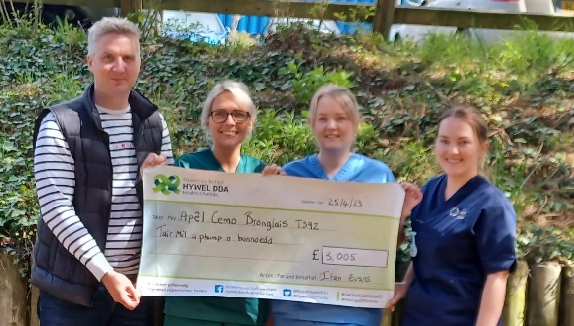 Quad bike trek helps Bronglais chemo unit appeal