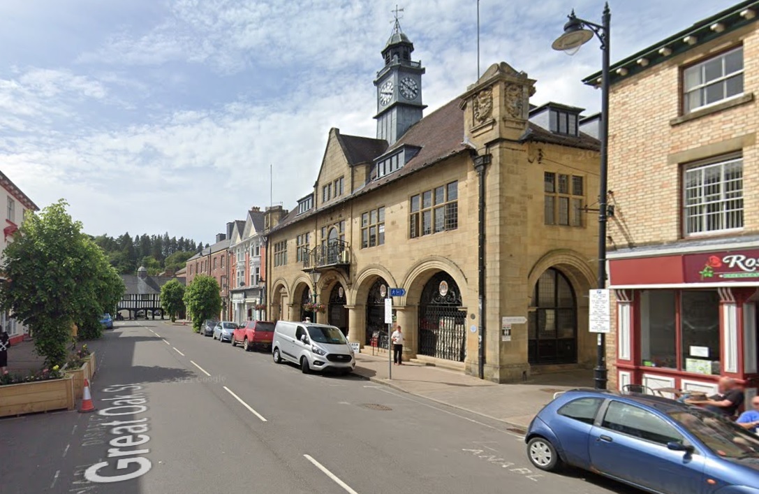 new-parking-rules-will-be-introduced-in-llanidloes-from-monday
