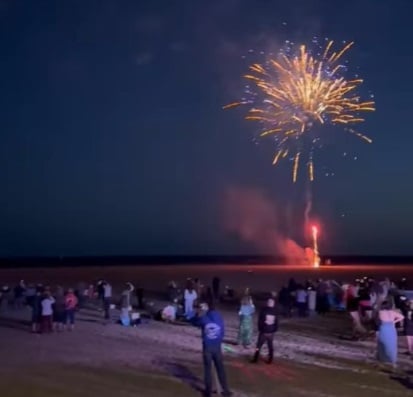 There were fireworks at the end of Saturday night's music festival. Photos: We Love Green Spaces in Barmouth and Simply Barmouth
