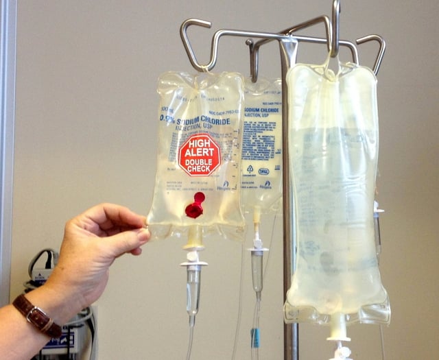 'Unrealistic' cancer treatment target could be scrapped
