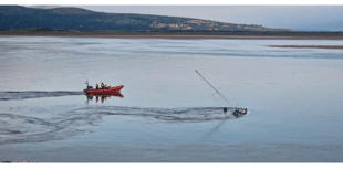 Two rescued as yacht sinks off Gwynedd coast
