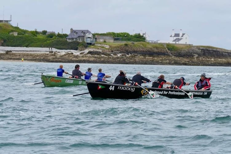 MYC rowers in a close race with Shropshire Adventure Rowing Club