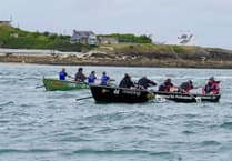 Puffin Island Race: Aberdyfi and Porthmadog rowers take on Menai Strait