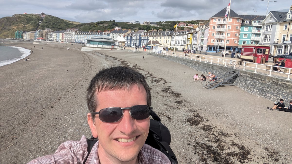 Super saver travels 1,000 miles around UK using 80 buses