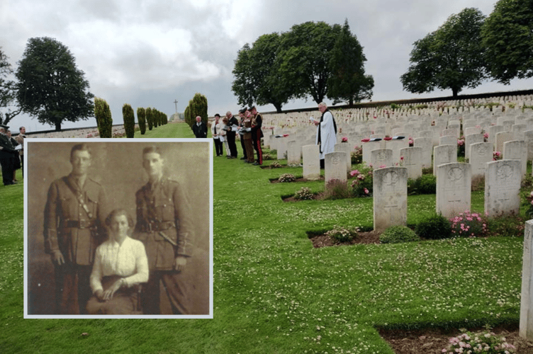 Padre Richard Mutter leads the service for 2/Lt Osborne Jones (pictured inset with brother David and mother Ava) 2/Lt Taggart and Pte Grove 