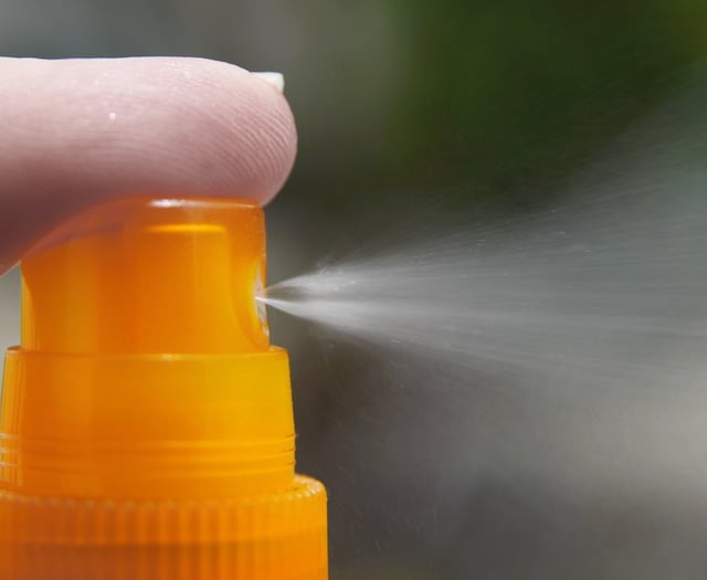 Calls for free sunscreen in schools as skin cancer rates in Wales rise