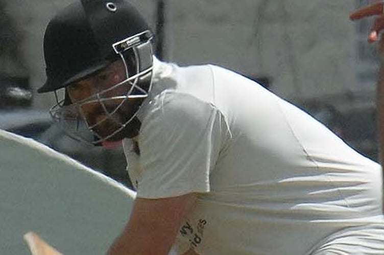 Sam Jones was 27 not out (Photo: Rod Davies)