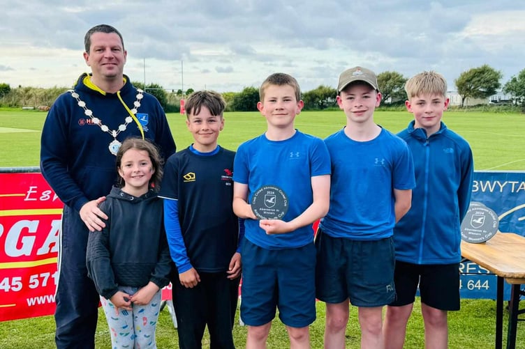 Ridiculous 6 won the Angelato Youth Cup