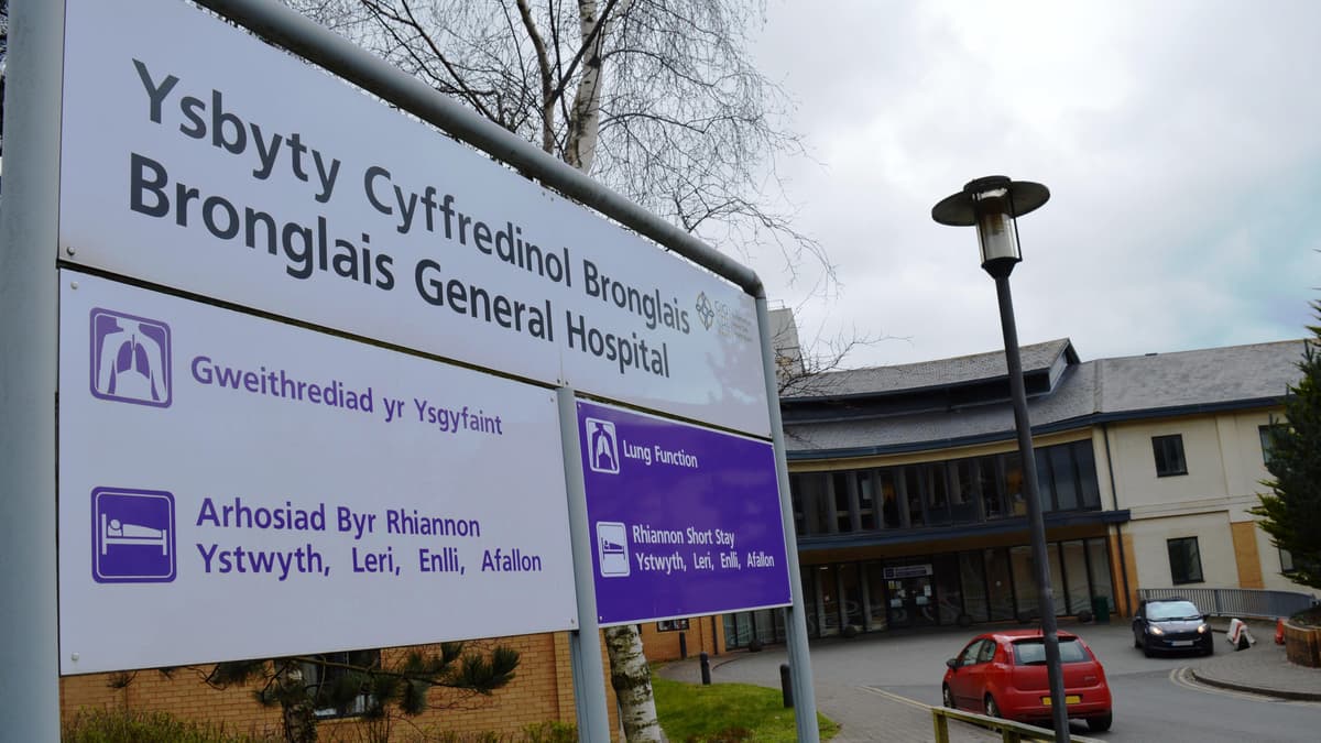 Health chiefs approve Aberystwyth children's ward bed closures