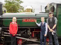 Steam railway says thank you to Ysgol Maenofferen pupils