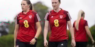 Coleg Meirion-Dwyfor students on training with Cymru squad