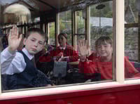 Ffestiniog Railway thanks school with train trip