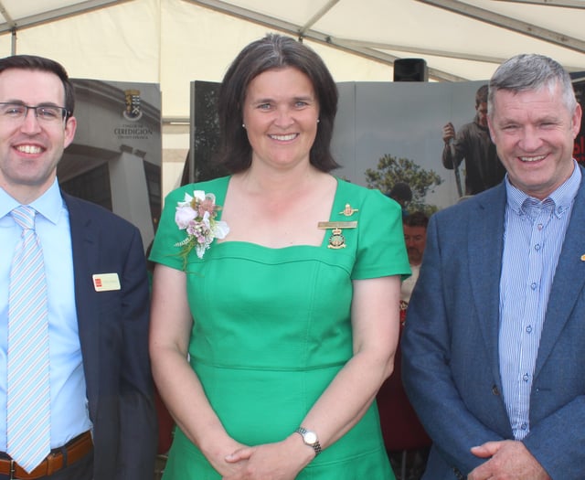Ceredigion welcomes visitors to Sioe'r Cardis