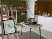 Get your pet to sit for a portrait at new Corris dog shop