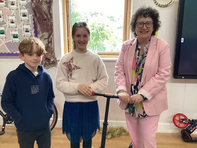 Elen Jones MS kindly helped with awarding Samson Goldsmith from Year 4 and Annabelle Szel-Kato from Year 6 with Scooterer of the Week