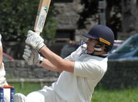Dolgellau struggle to get going against Halkyn bowlers