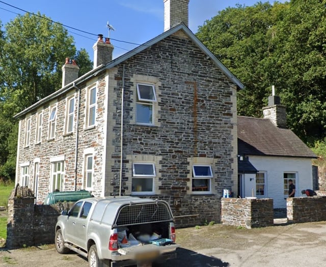 Couple aim to keep sheep shed as wedding venue