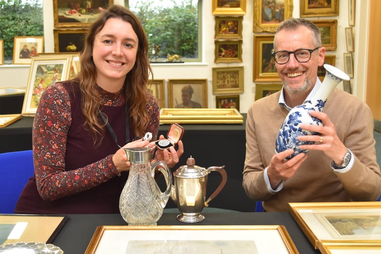 Maryanne Lineker-Mobberley and Alexander Clement from Halls Fine Art will be visiting Machynlleth later this month