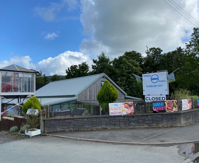New Llanbrynmair cafe closes after two months