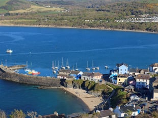 Holiday let licensing bill passes Senedd