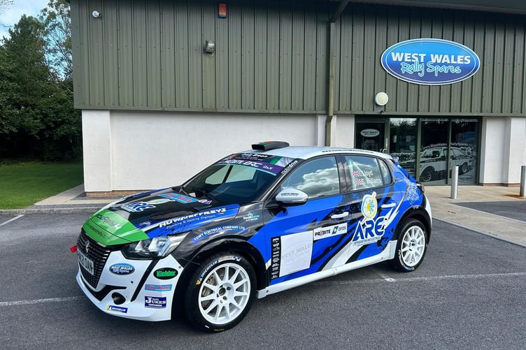 Ioan Lloyd and Sion Williams' Peugeot 208 Rally4