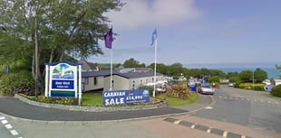Holiday park lodge appeal against phone mast refusal