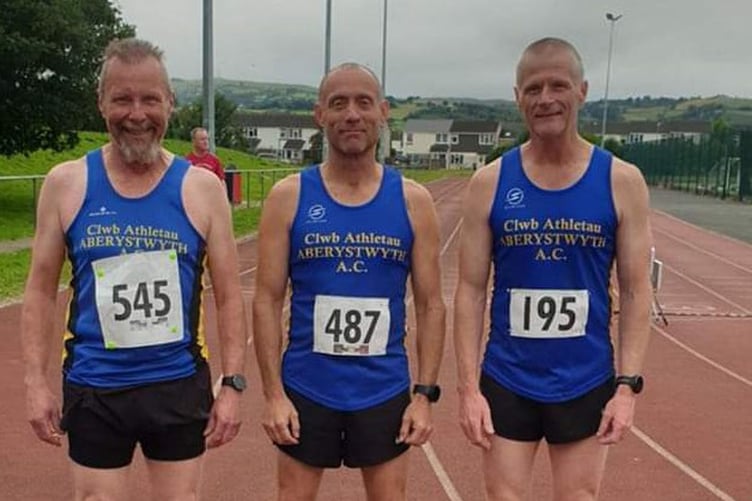 Dave Humphreys Neil Gamble and Paul Jones at Newtown 3,000m
