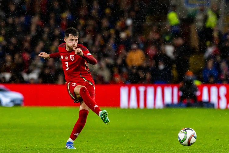 Neco Williams in action against Türkiye