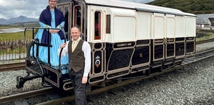 Father and daughter team paint Victorian carriage for showcase weekend