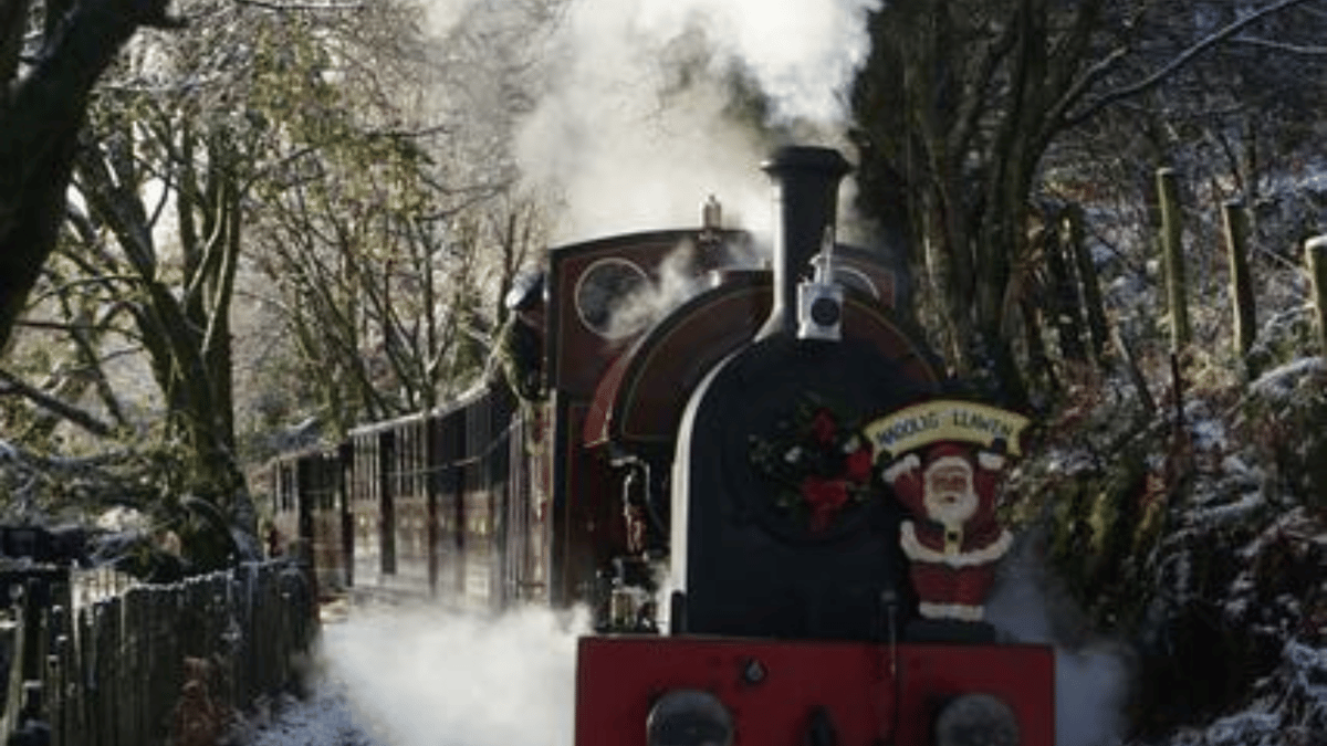 As season draws to a close, Corris Railway progress is examined ...