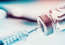 Men B vaccine roll-out for young people in Wales ahead of new academic year