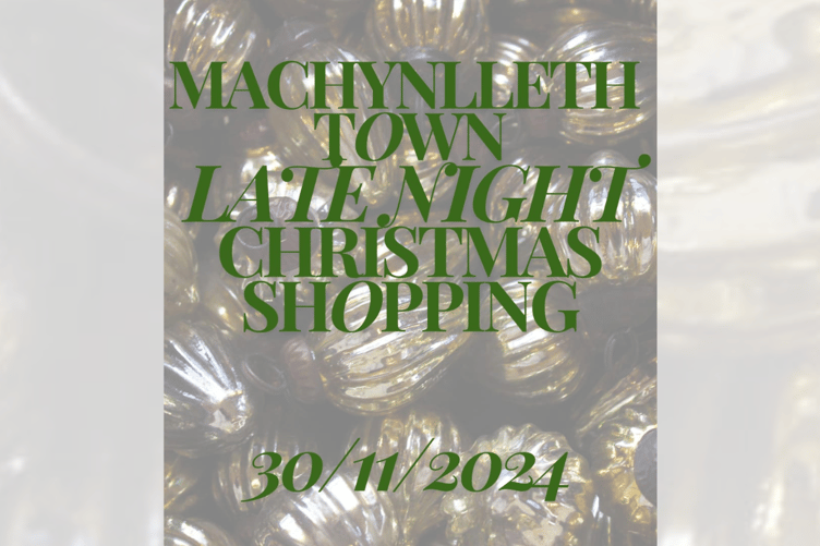 Machynlleth's late-night Christmas shopping event is to return this year