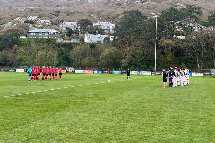 A minute's silence for Remembrance Sunday was held at Wern Mynach