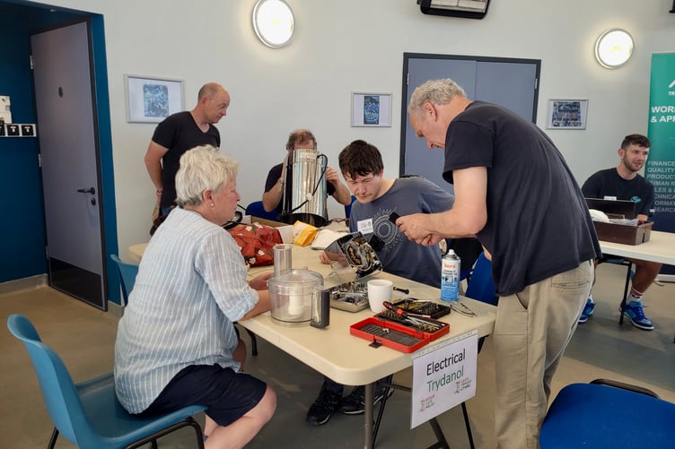 Eco Hub Aber's regular Repair Cafe's have so far had 110 fixes and over 200 people have come along and found out about fixing.