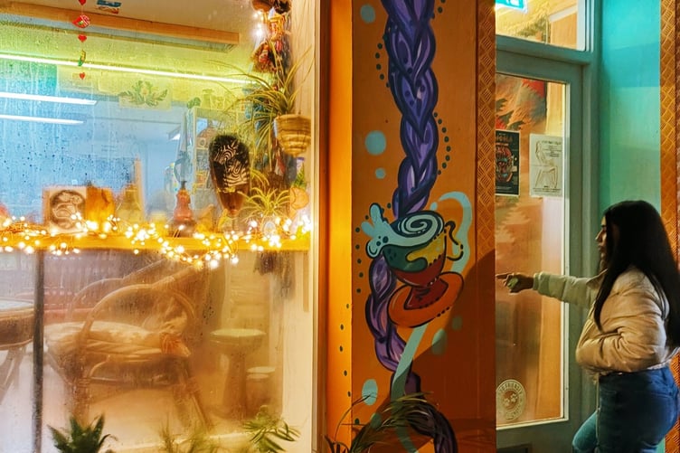 Angola Art Cafe has new opening hours