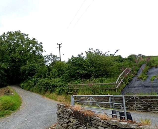 Farm home plan 'must be made smaller or be refused'