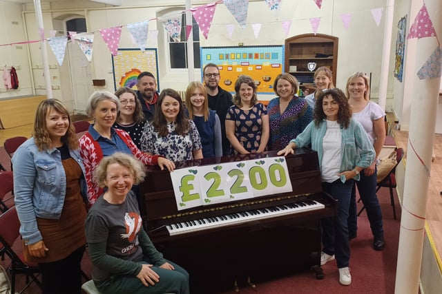 Choir raises £2,200 for Chemotherapy Day Unit