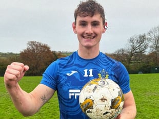 Felinfach stunned as Maesglas strike late