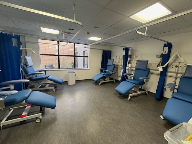 Charitable donations fund therapy chairs for Glangwili