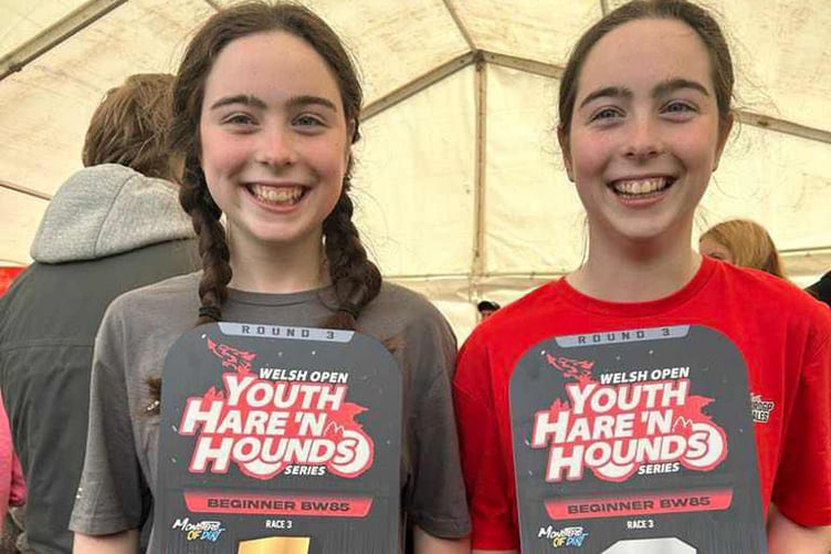 Twins Mari and Erin Harris finished first and second