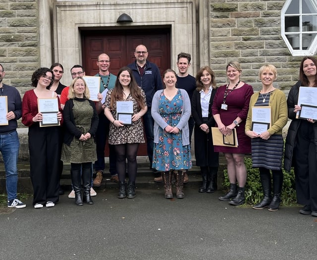 Uni honours staff and students for Welsh language contribution