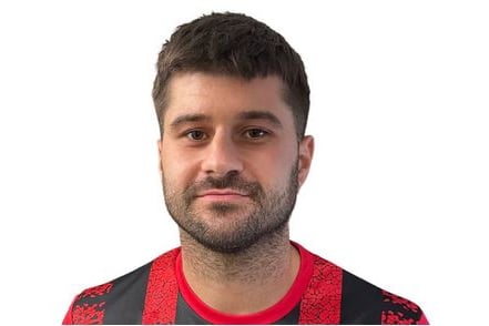 Josh Banks scored a late header for Porthmadog at Llangefni